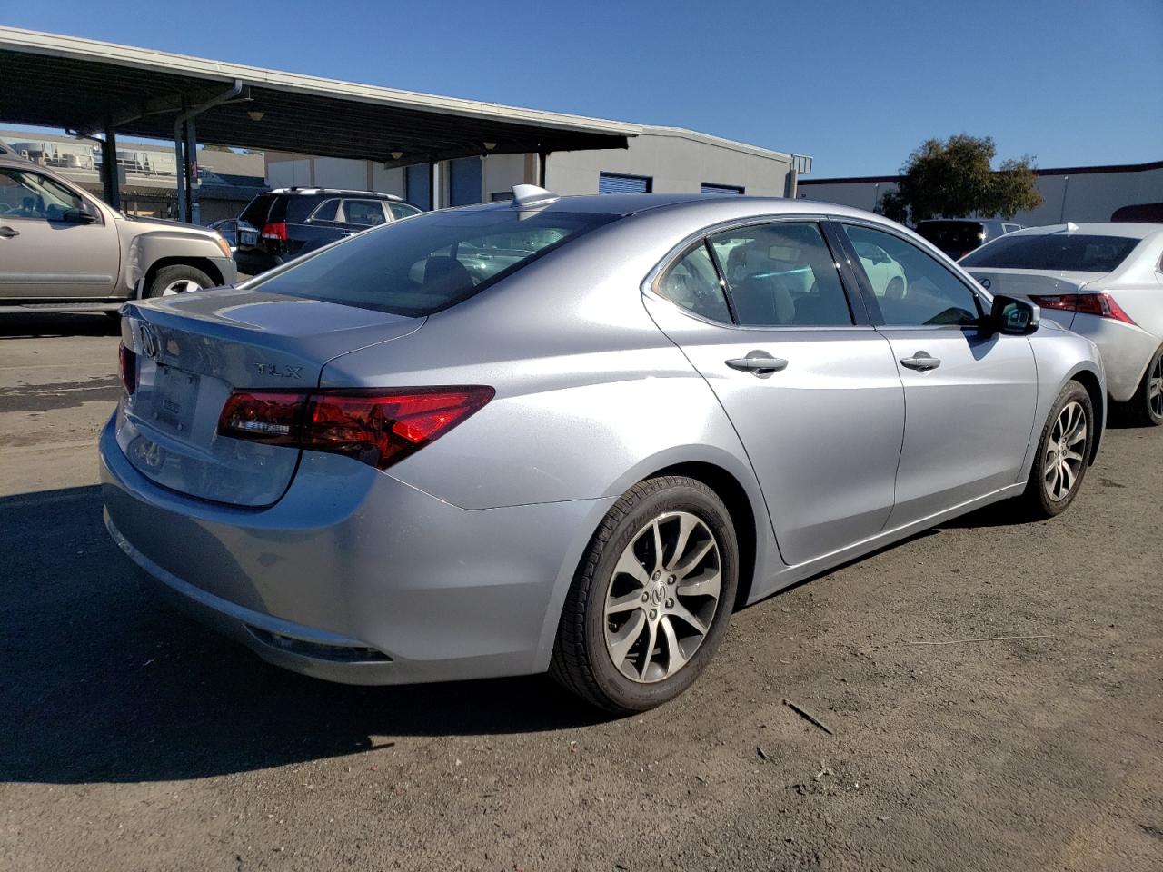 Изображение 3 2016 ACURA TLX  2016 с VIN 19UUB1F36GA007107