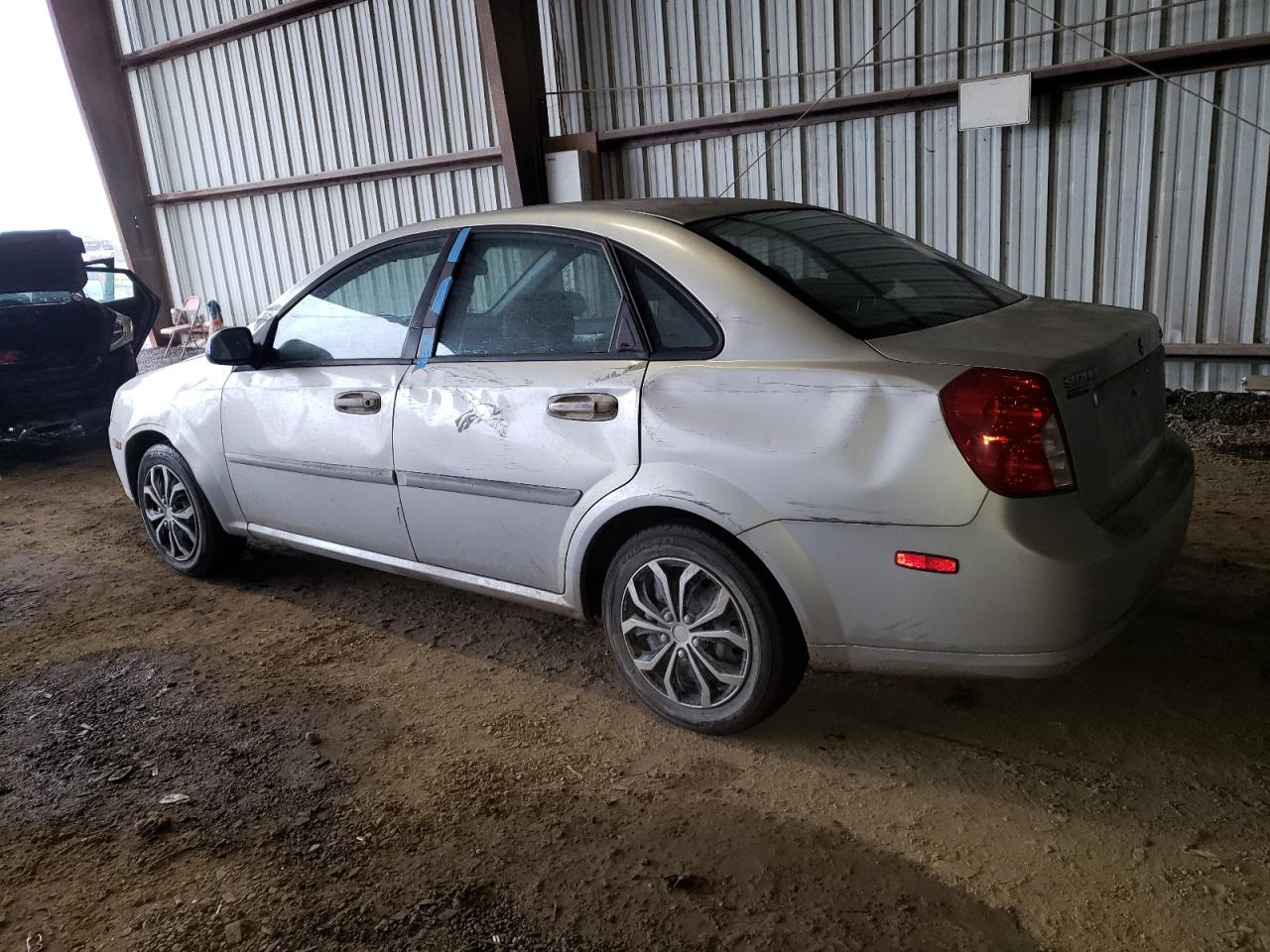 Image 2 of 2007 SUZUKI FORENZA BASE 2007 with VIN KL5JD56ZX7K557367