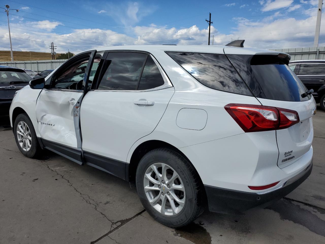 Изображение 2 2018 CHEVROLET EQUINOX LT 2018 с VIN 2GNAXSEV8J6325429
