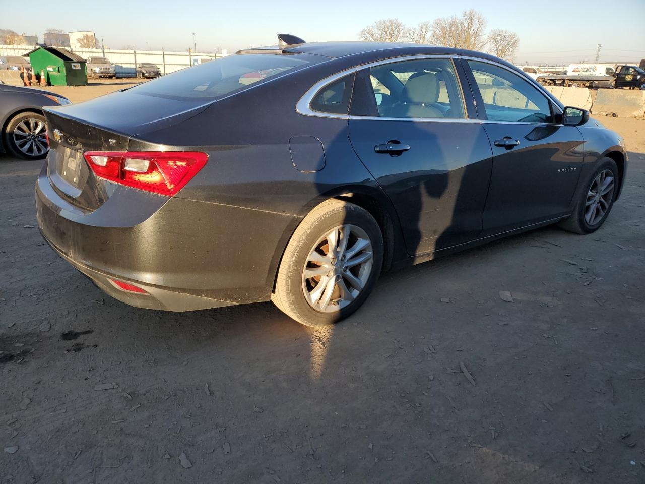 Изображение 3 2016 CHEVROLET MALIBU LT 2016 с VIN 1G1ZE5STXGF294908