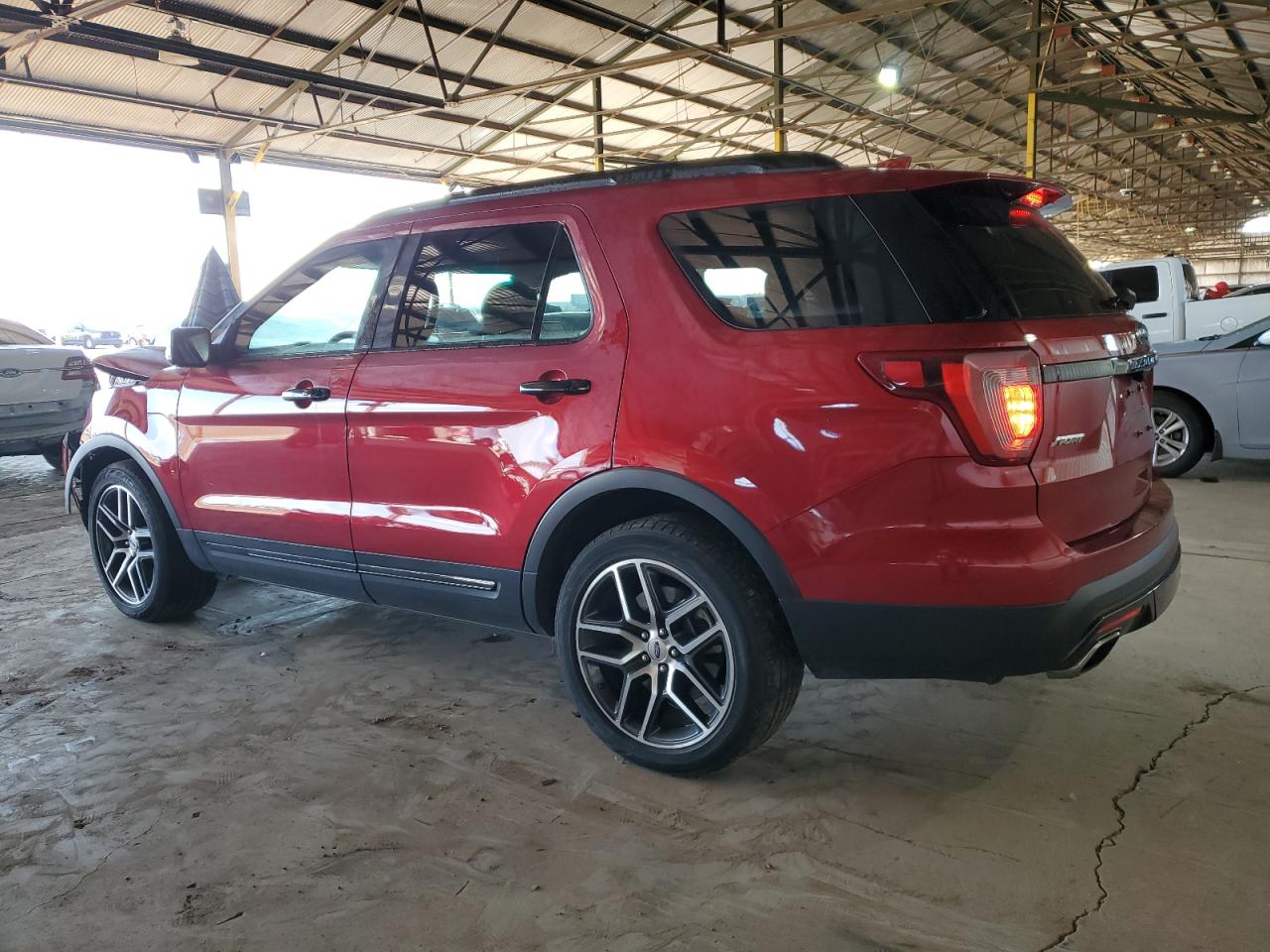 Изображение 2 2016 FORD EXPLORER SPORT 2016 с VIN 1FM5K8GT9GGB06507
