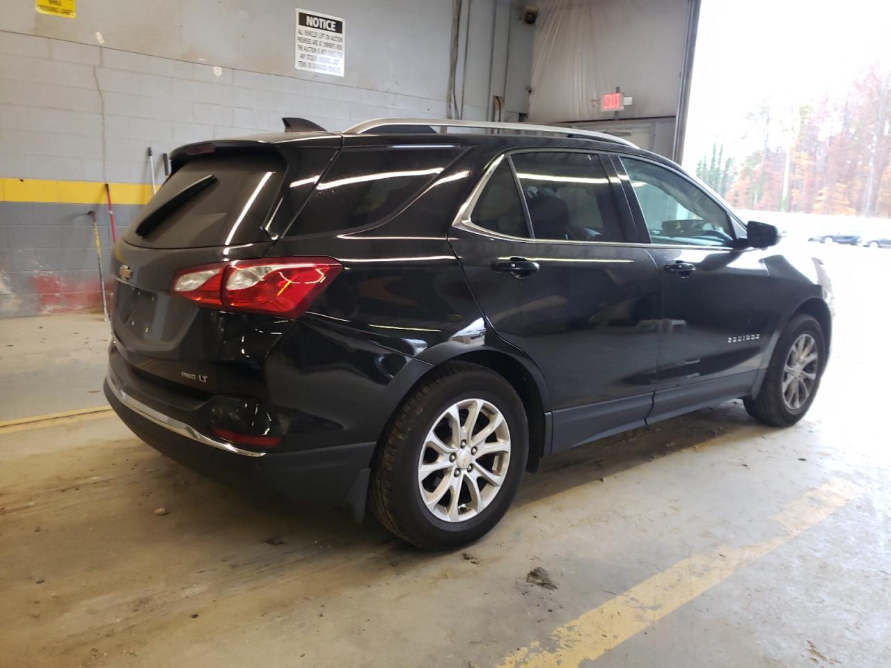 Image 3 of 2018 CHEVROLET EQUINOX LT 2018 with VIN 2GNAXSEV3J6208843