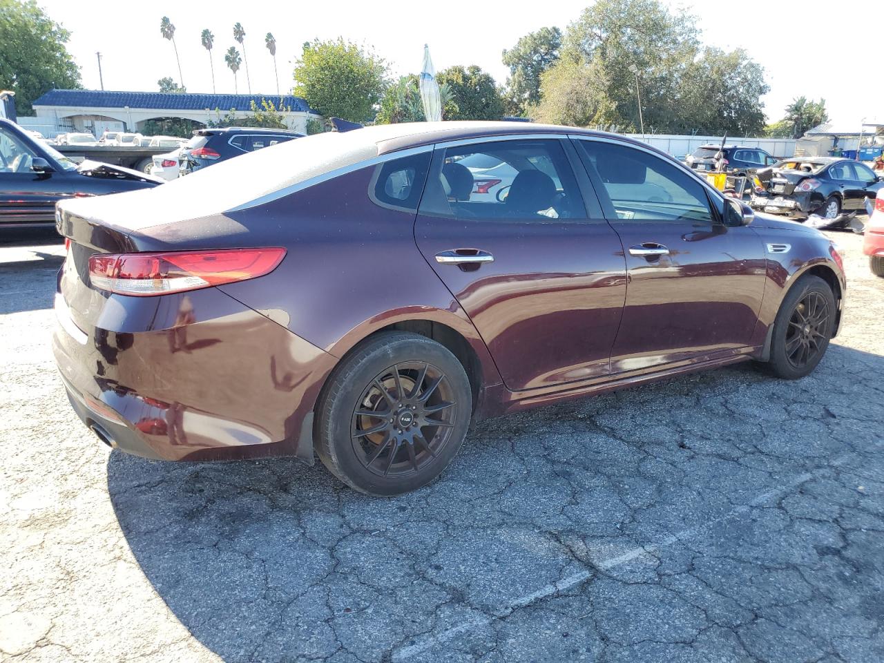 Изображение 3 2016 KIA OPTIMA LX 2016 с VIN 5XXGT4L38GG115702