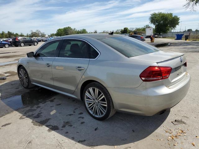 Obraz 2 z 2014 VOLKSWAGEN PASSAT SE 2014 z VIN 1VWBT7A32EC083001
