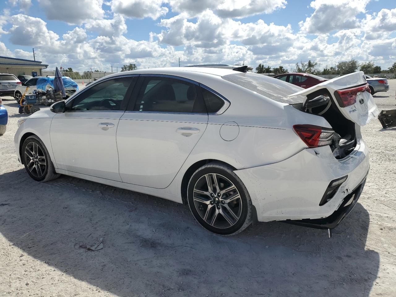 Image 2 of 2020 KIA FORTE EX 2020 with VIN 3KPF54AD1LE210266