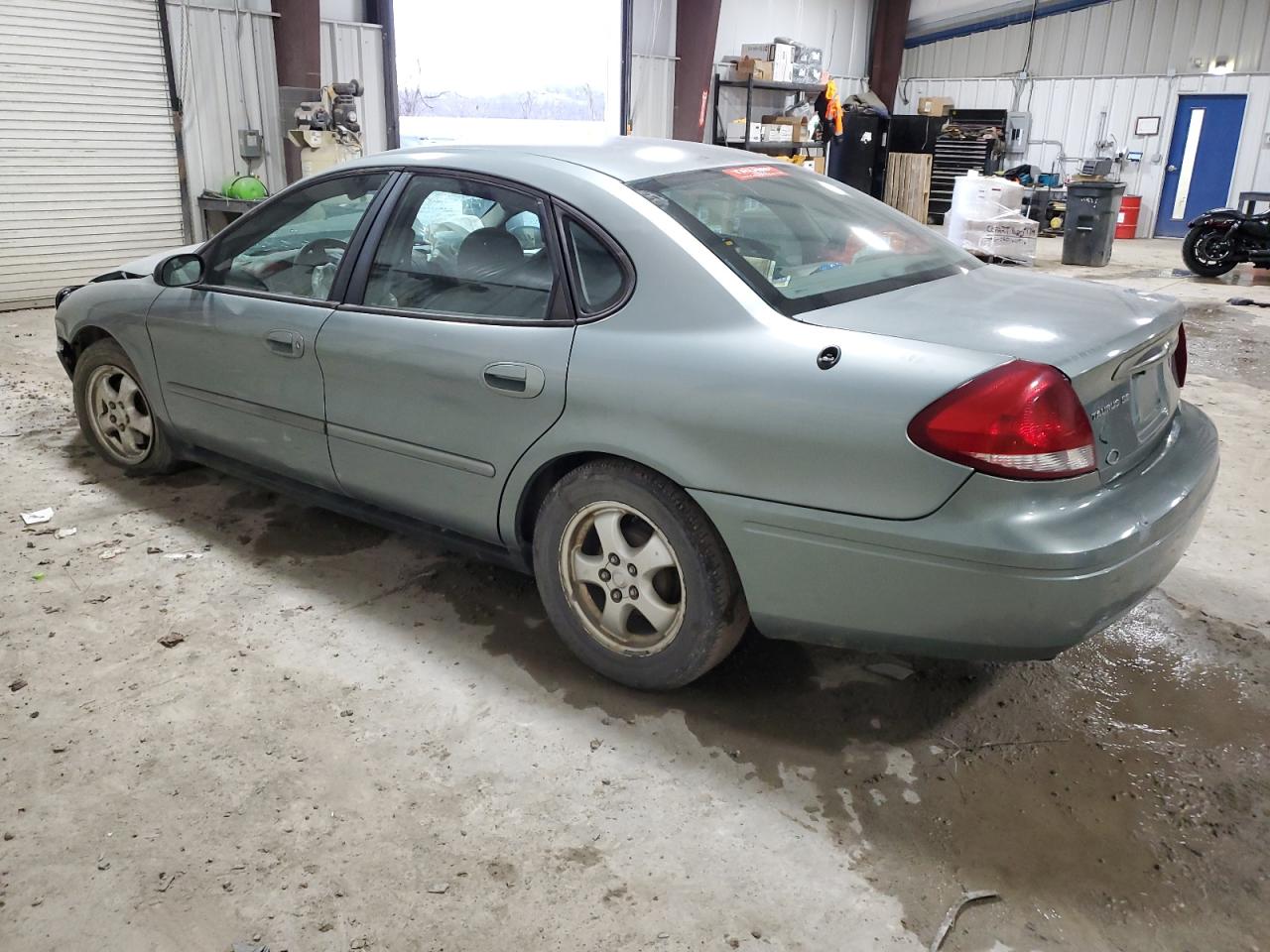 Изображение 2 2005 FORD TAURUS SE 2005 с VIN 1FAFP532X5A143335