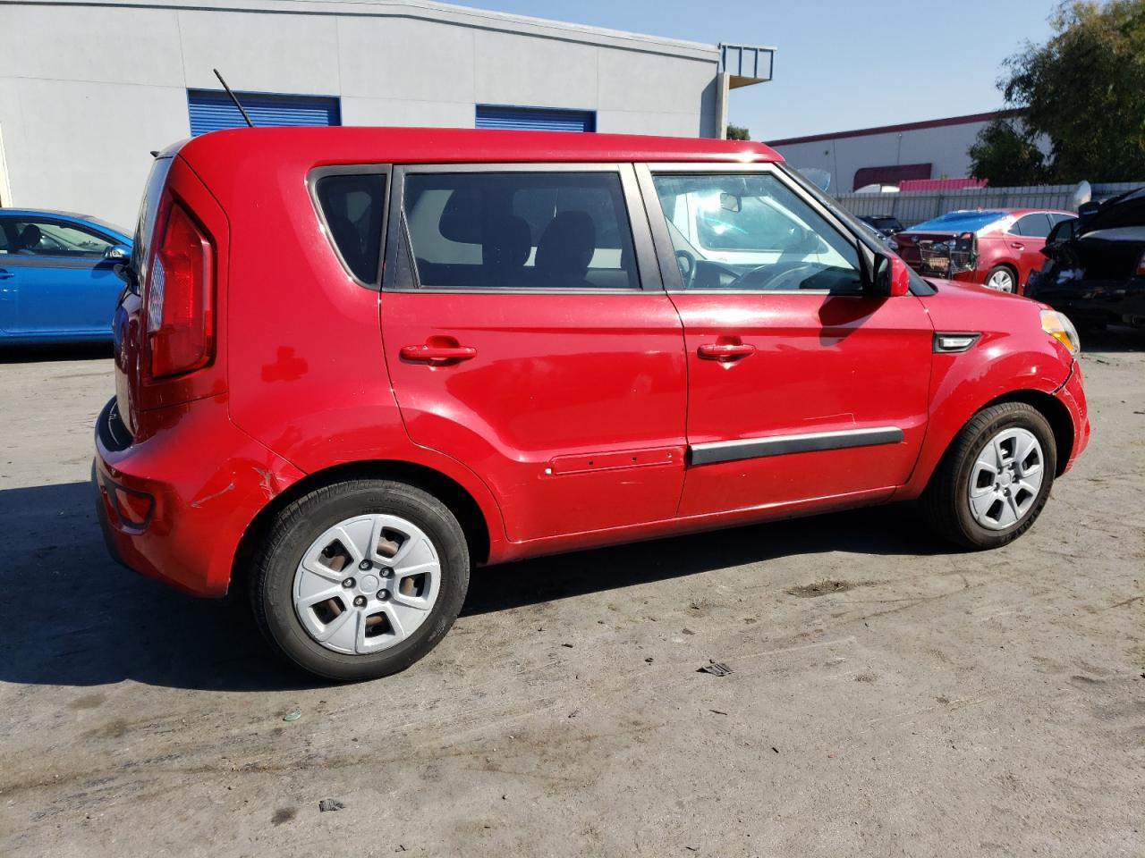Image 3 of 2013 KIA SOUL  2013 with VIN KNDJT2A50D7528393
