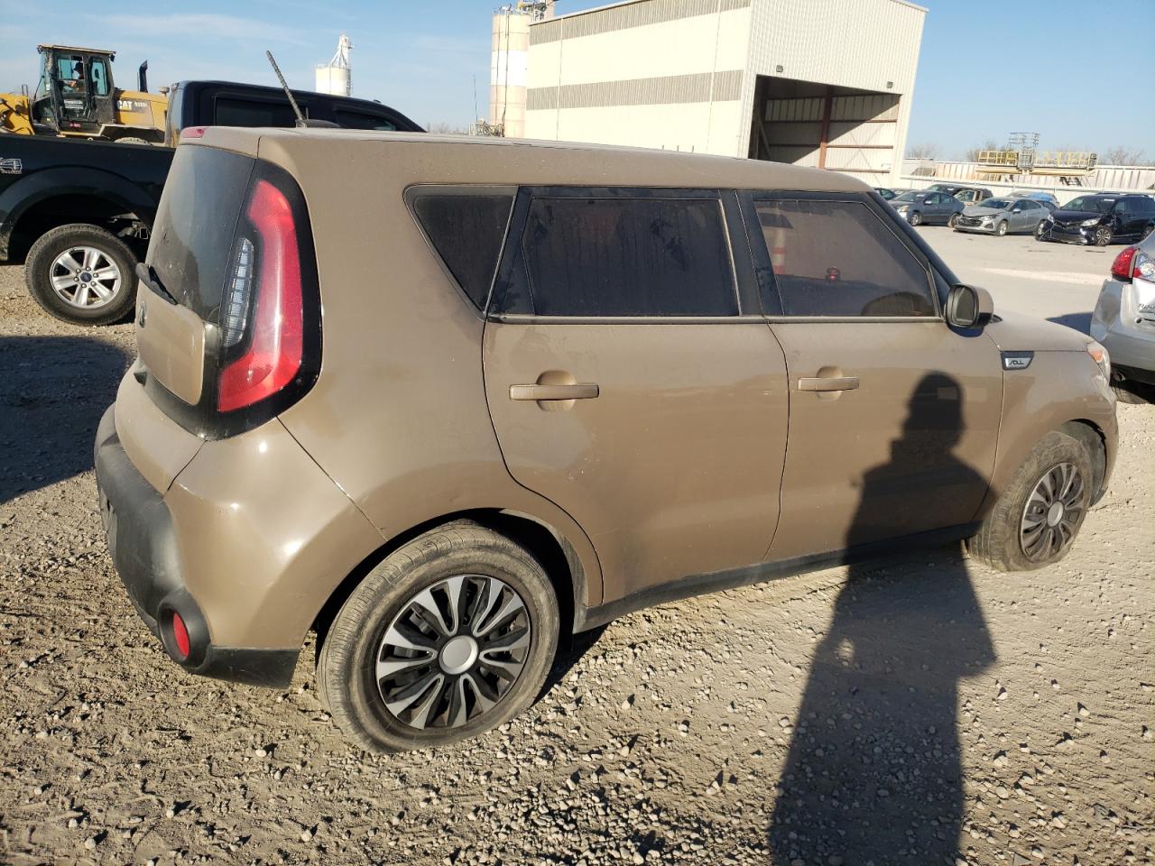 Image 3 of 2016 KIA SOUL  2016 with VIN KNDJN2A24G7272201