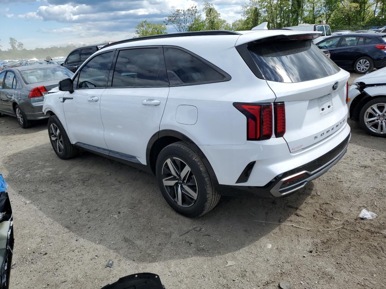 Изображение 2 2021 KIA SORENTO S 2021 с VIN 5XYRL4LC3MG065873