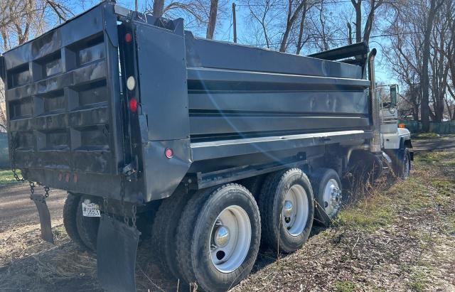 Obraz 3 z 1999 MACK 600 RD600 1999 z VIN 1M2P324C6XM045366