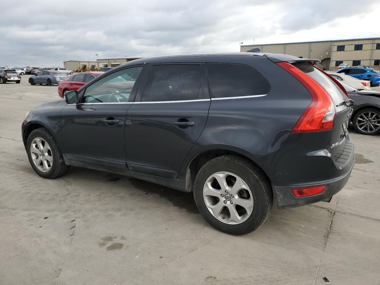 Image 2 of 2013 VOLVO XC60 3.2 2013 with VIN YV4952DL3D2408220