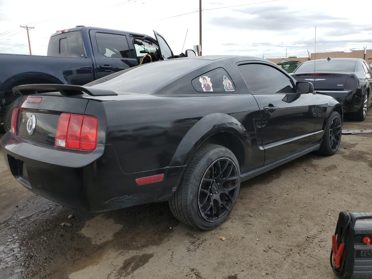 Image 3 of 2008 FORD MUSTANG  2008 with VIN 1ZVHT80NX85172018