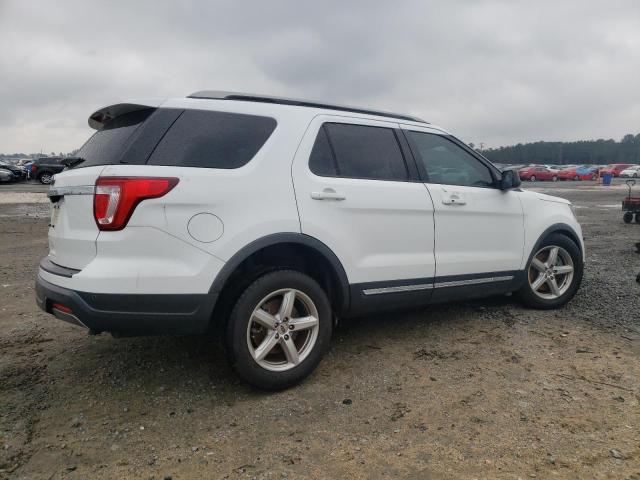 Image 3 of 2019 FORD EXPLORER XLT 2019 with VIN 1FM5K7D87KGA82968