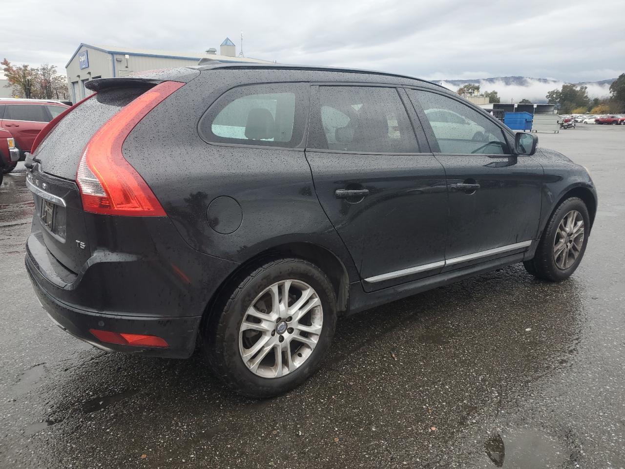 Obraz 3 z 2016 VOLVO XC60 T5 2016 z VIN YV440MDJ7G2852403
