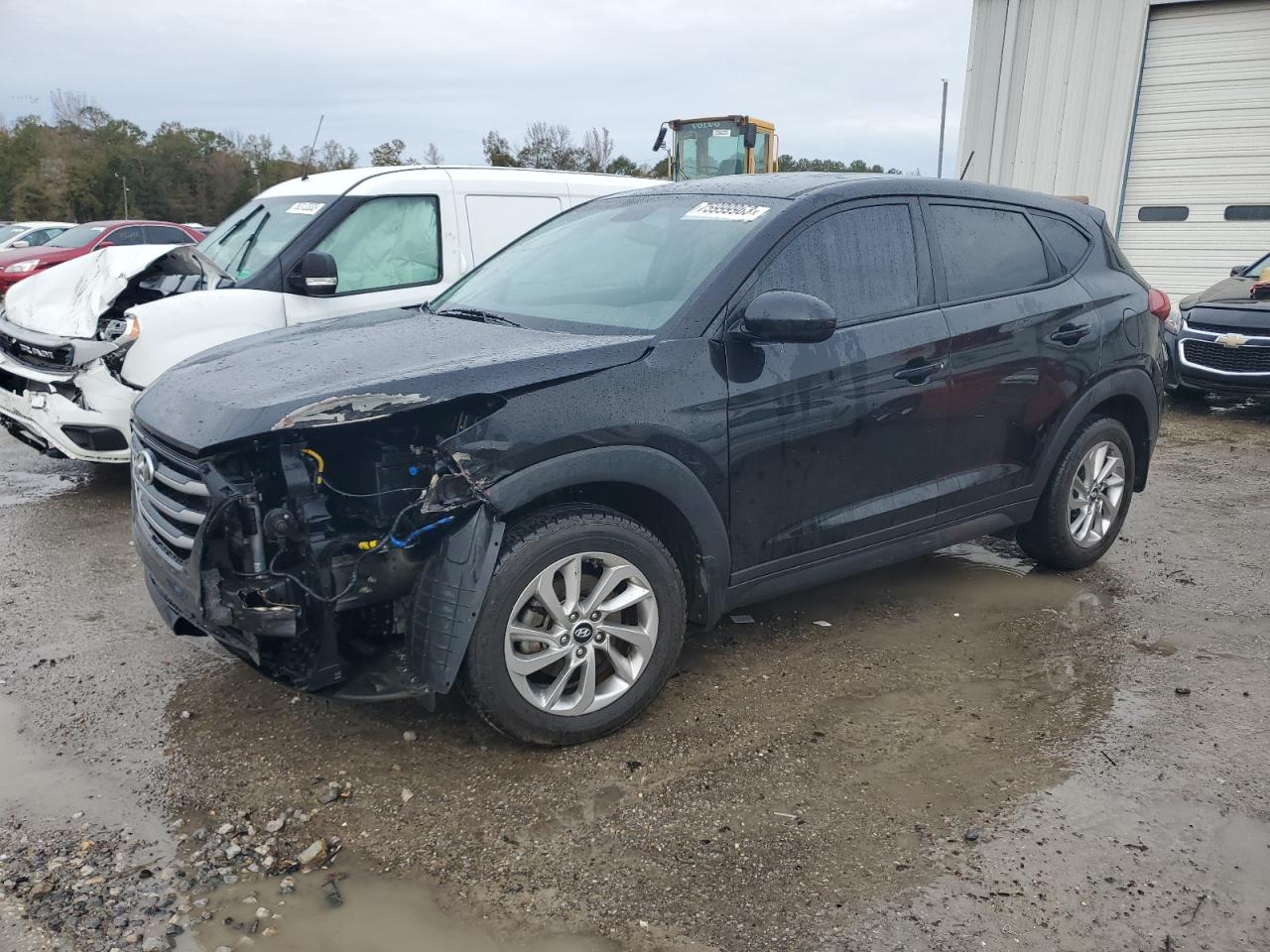 Image 1 of 2017 HYUNDAI TUCSON SE 2017 with VIN KM8J23A45HU303566