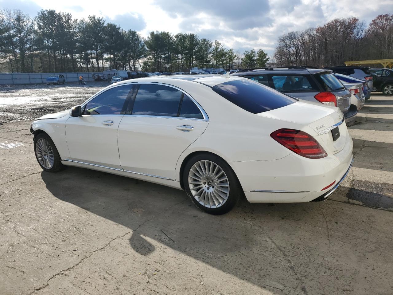 Изображение 2 2020 MERCEDES-BENZ S 560 4MATIC 2020 с VIN W1KUG8GB4LA527403