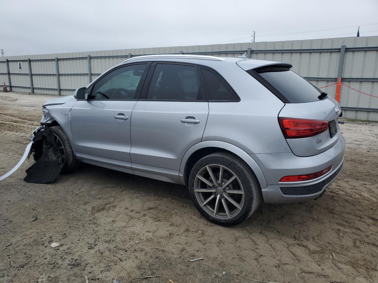 Image 2 of 2018 AUDI Q3 PREMIUM 2018 with VIN WA1BCCFSXJR032102