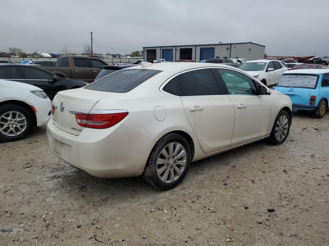 Изображение 3 2015 BUICK VERANO  2015 с VIN 1G4PP5SK4F4149305