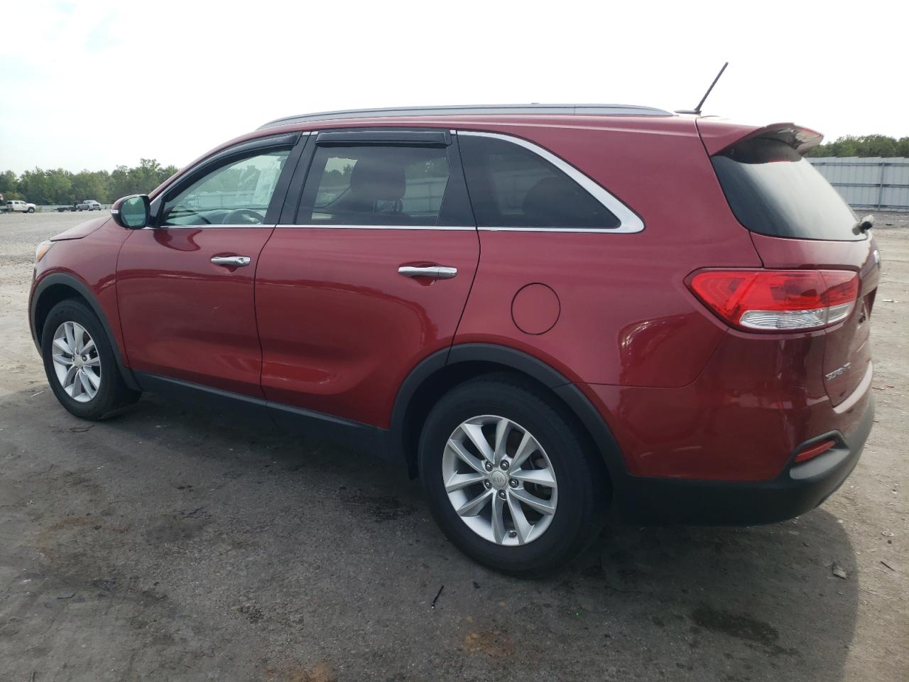 Obraz 2 z 2017 KIA SORENTO LX 2017 z VIN 5XYPG4A55HG199001