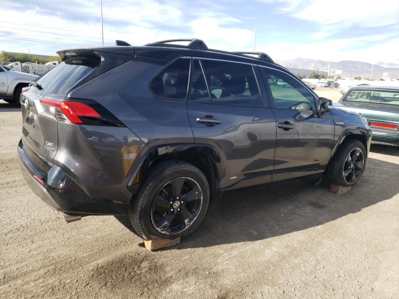 Изображение 3 2021 TOYOTA RAV4 XSE 2021 с VIN JTME6RFV9MJ007220