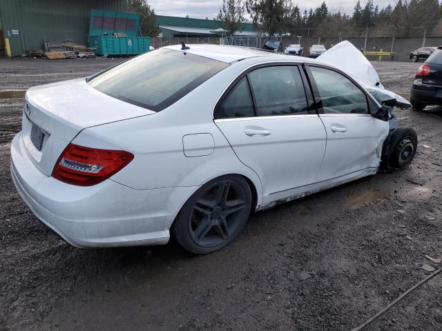 Image 3 of 2014 MERCEDES-BENZ C-CLASS 250 2014 with VIN WDDGF4HB0EA959822
