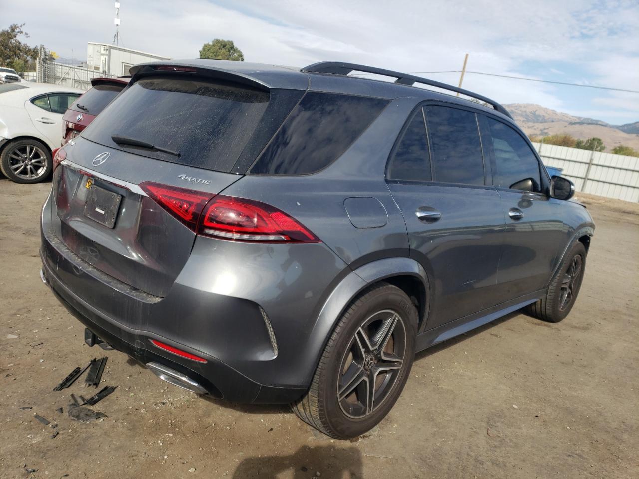 Image 3 of 2020 MERCEDES-BENZ GLE 350 4MATIC 2020 with VIN 4JGFB4KBXLA009275
