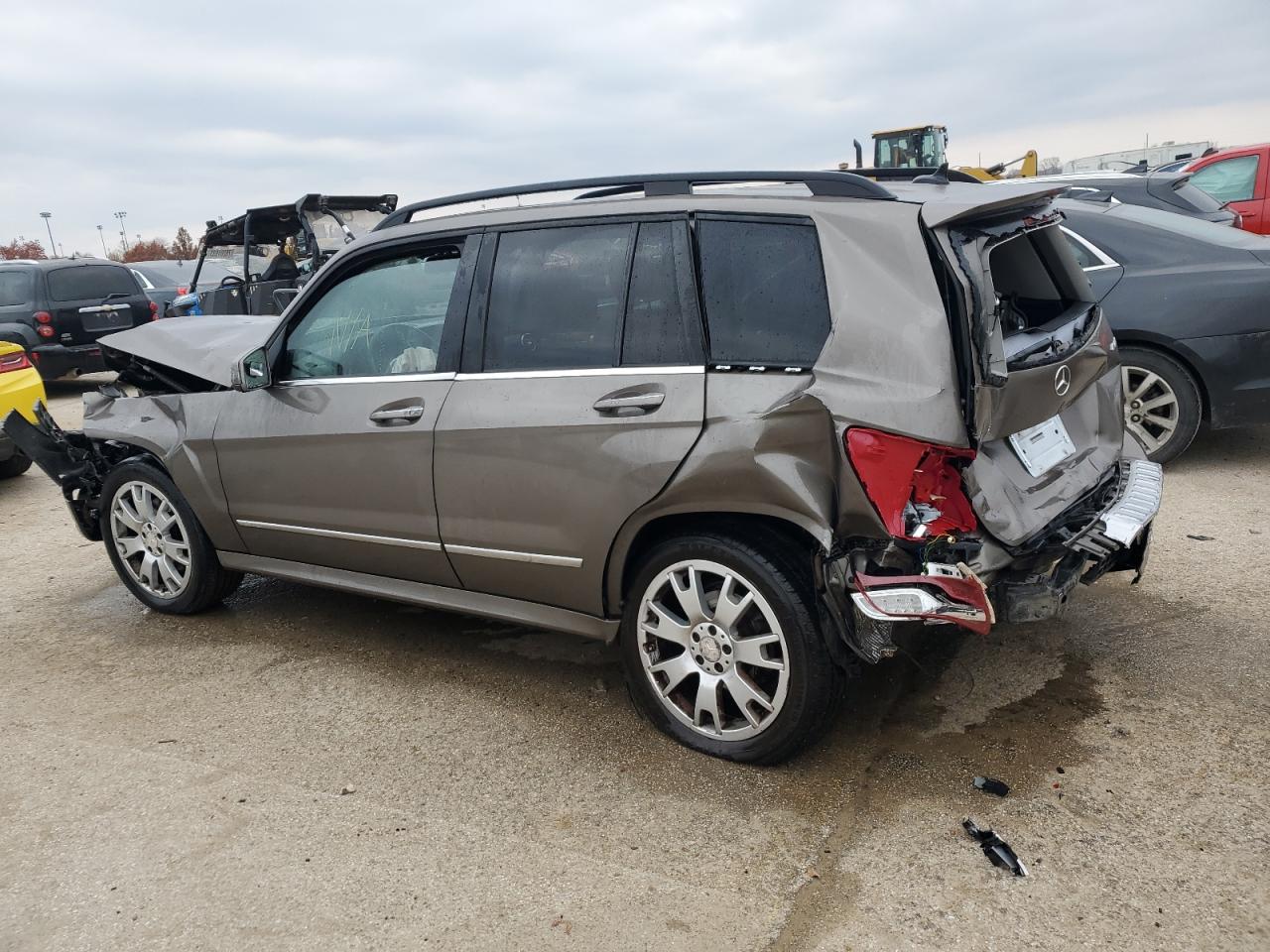 Image 2 of 2013 MERCEDES-BENZ GLK 350 4MATIC 2013 with VIN WDCGG8JBXDF970976
