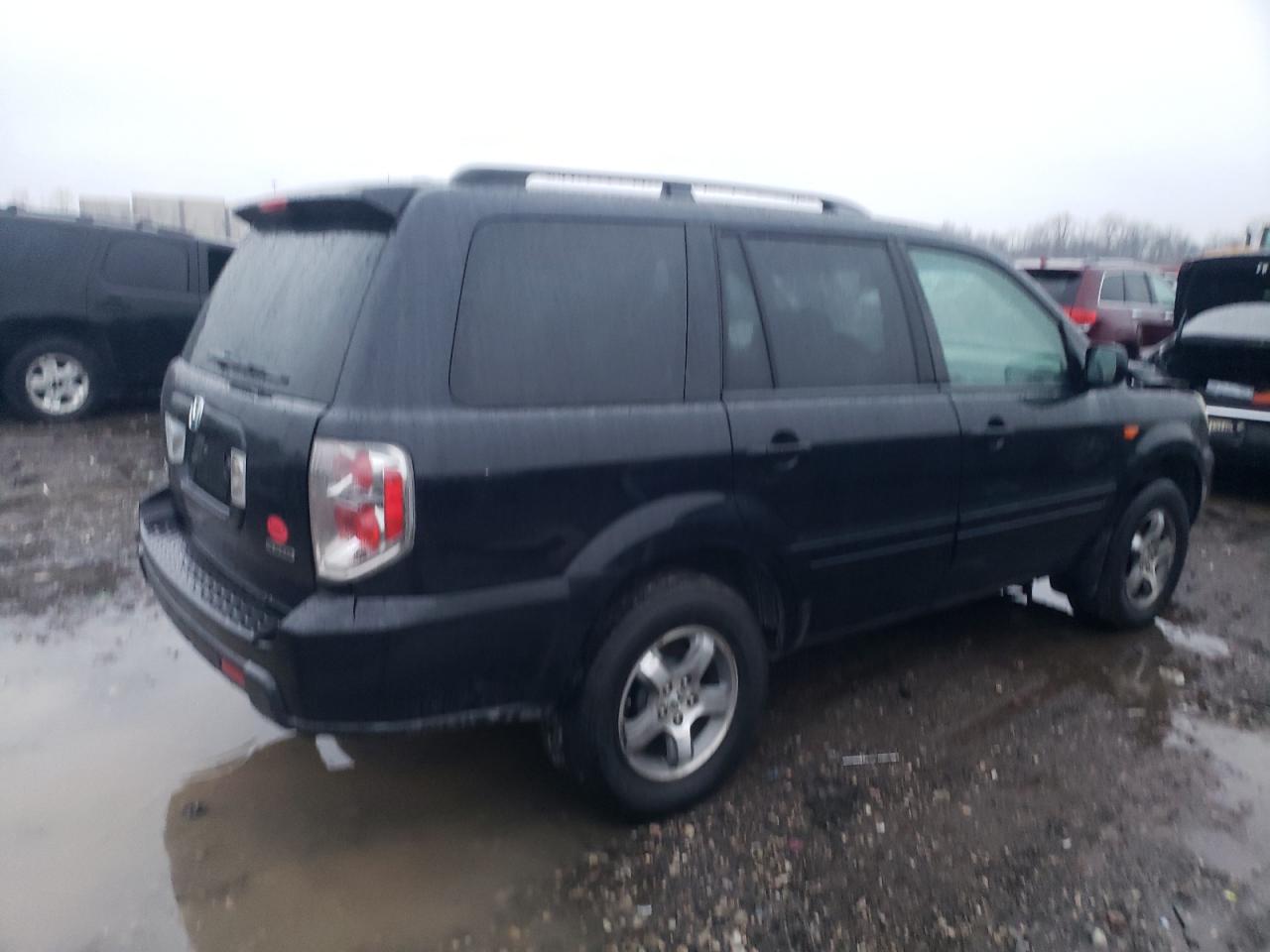 Image 3 of 2006 HONDA PILOT EX 2006 with VIN 5FNYF18576B003950