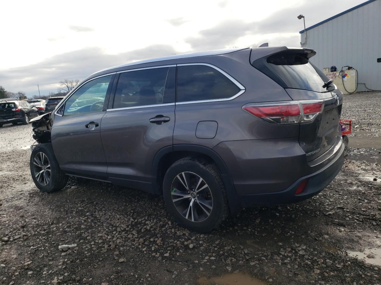 Изображение 2 2016 TOYOTA HIGHLANDER XLE 2016 с VIN 5TDJKRFH1GS251469