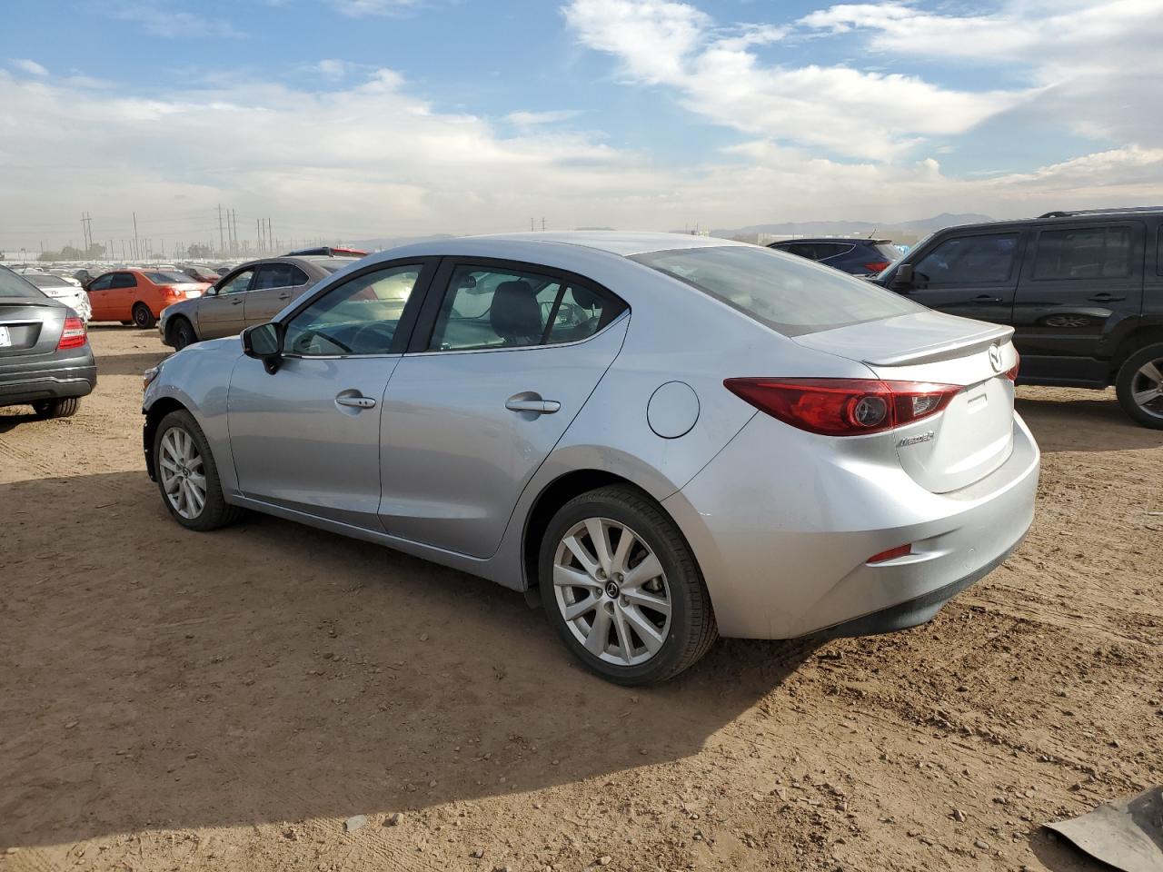 Image 2 of 2018 MAZDA 3 TOURING 2018 with VIN 3MZBN1V3XJM198102