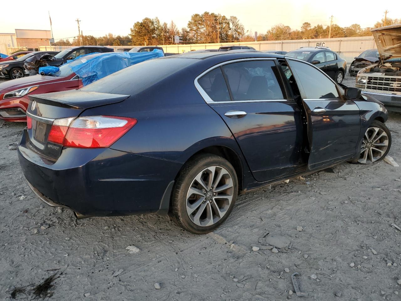 Obraz 3 z 2015 HONDA ACCORD SPORT 2015 z VIN 1HGCR2F52FA241192