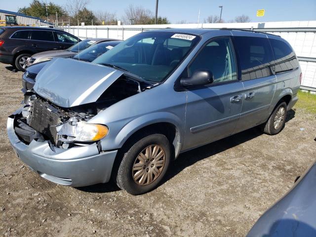 2005 CHRYSLER TOWN & COUNTRY LX 2005 image