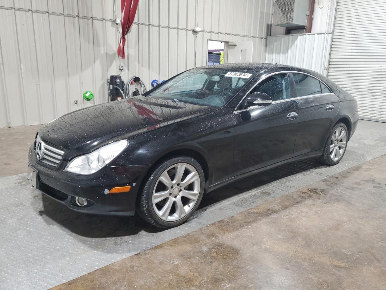 Obraz 1 z 2008 MERCEDES-BENZ CLS 550 2008 z VIN WDDDJ72X58A125153
