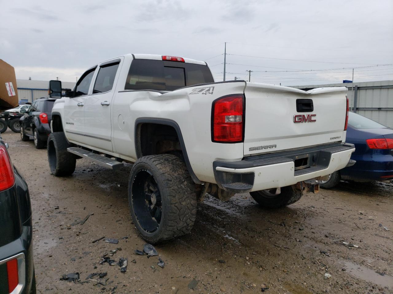 Изображение 2 2015 GMC SIERRA K2500 DENALI 2015 с VIN 1GT120E89FF527800