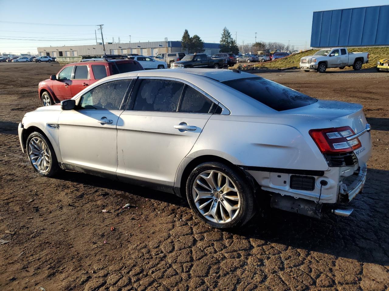 Image 2 of 2015 FORD TAURUS LIMITED 2015 with VIN 1FAHP2F80FG117655