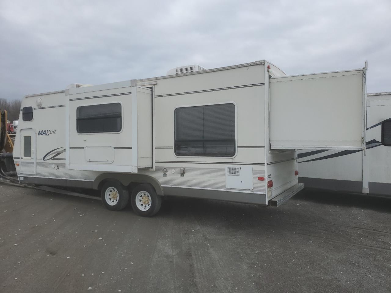 Obraz 3 z 2005 RVIS TRAILER 2005 z VIN 4WYT32J2351501035