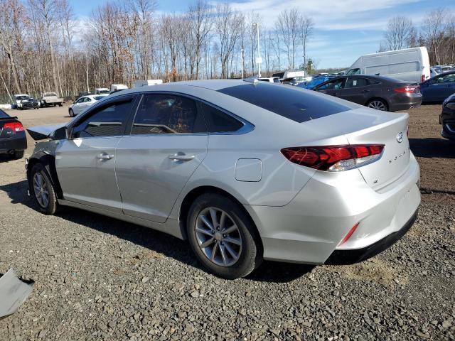 Image 2 of 2018 HYUNDAI SONATA SE 2018 with VIN 5NPE24AF7JH618382