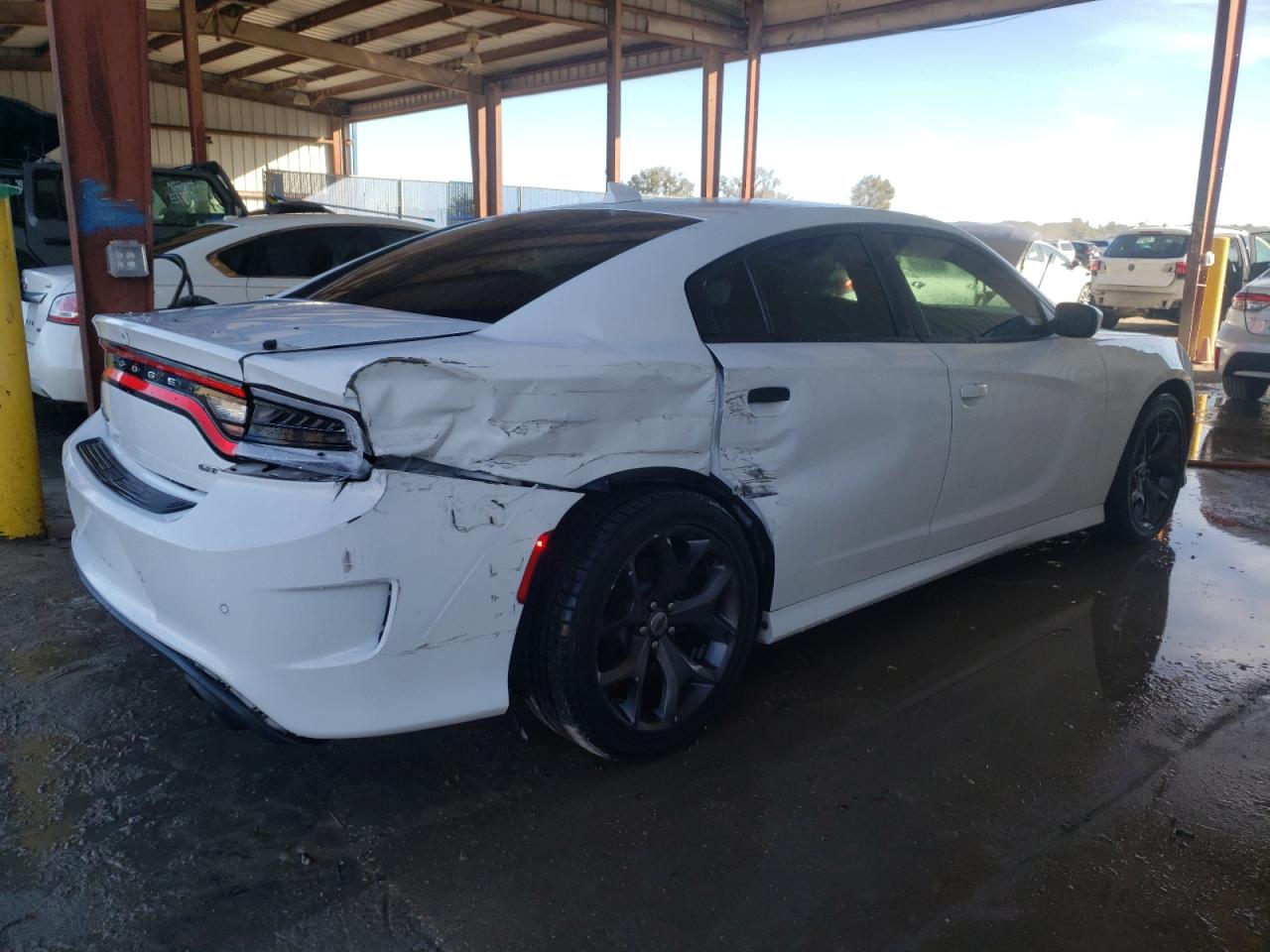 Image 3 of 2019 DODGE CHARGER GT 2019 with VIN 2C3CDXHG3KH567396