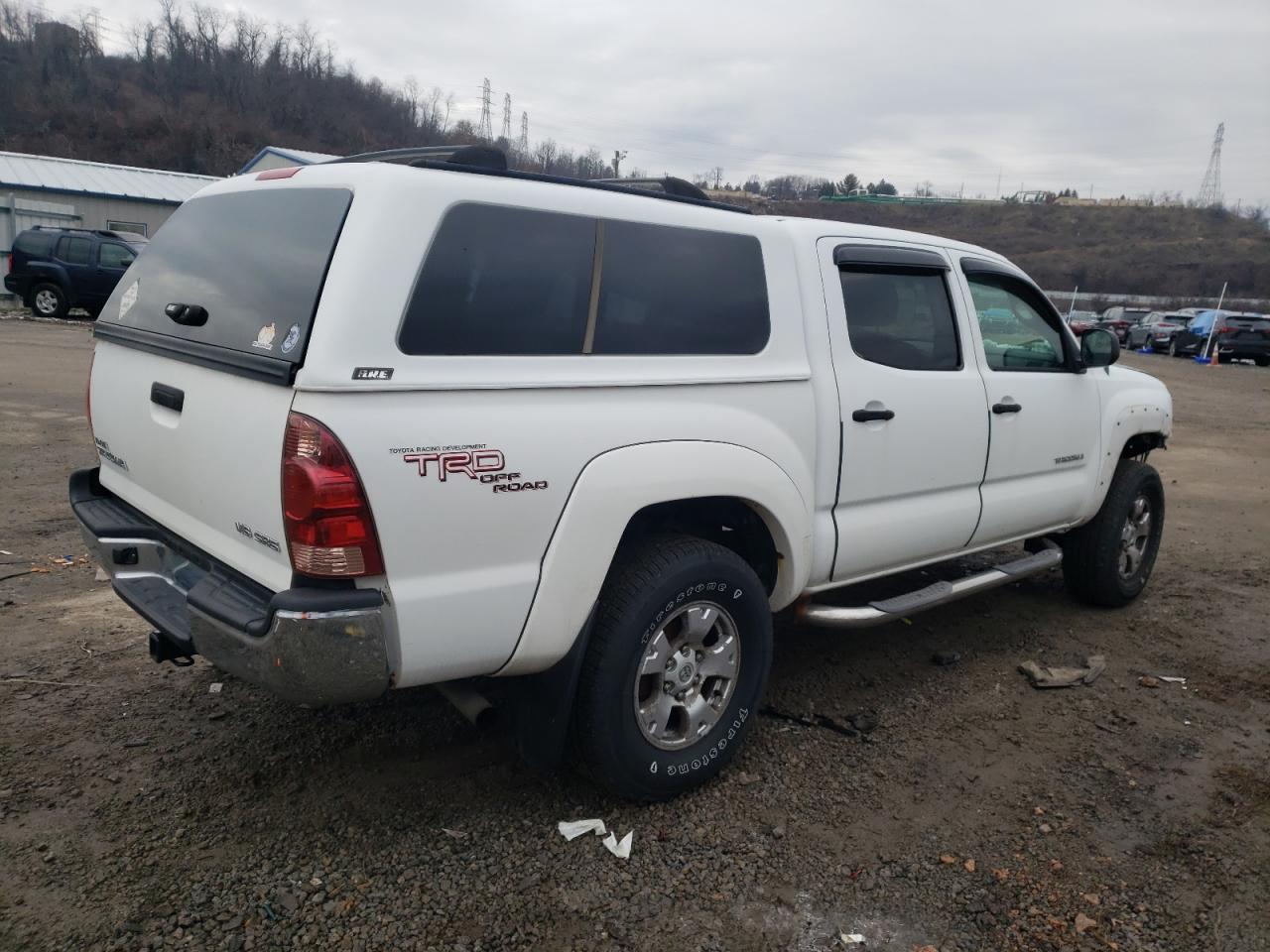 Image 3 of 2005 TOYOTA TACOMA DOUBLE CAB 2005 with VIN 5TELU42NX5Z047593