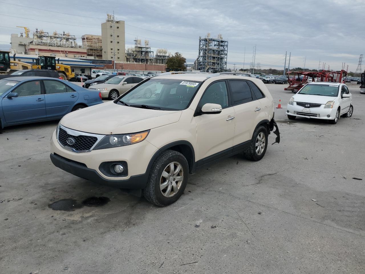 Image 1 of 2011 KIA SORENTO BASE 2011 with VIN 5XYKT4A18BG143192