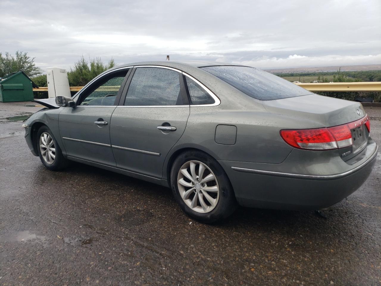 Obraz 2 z 2006 HYUNDAI AZERA SE 2006 z VIN KMHFC46F96A060183