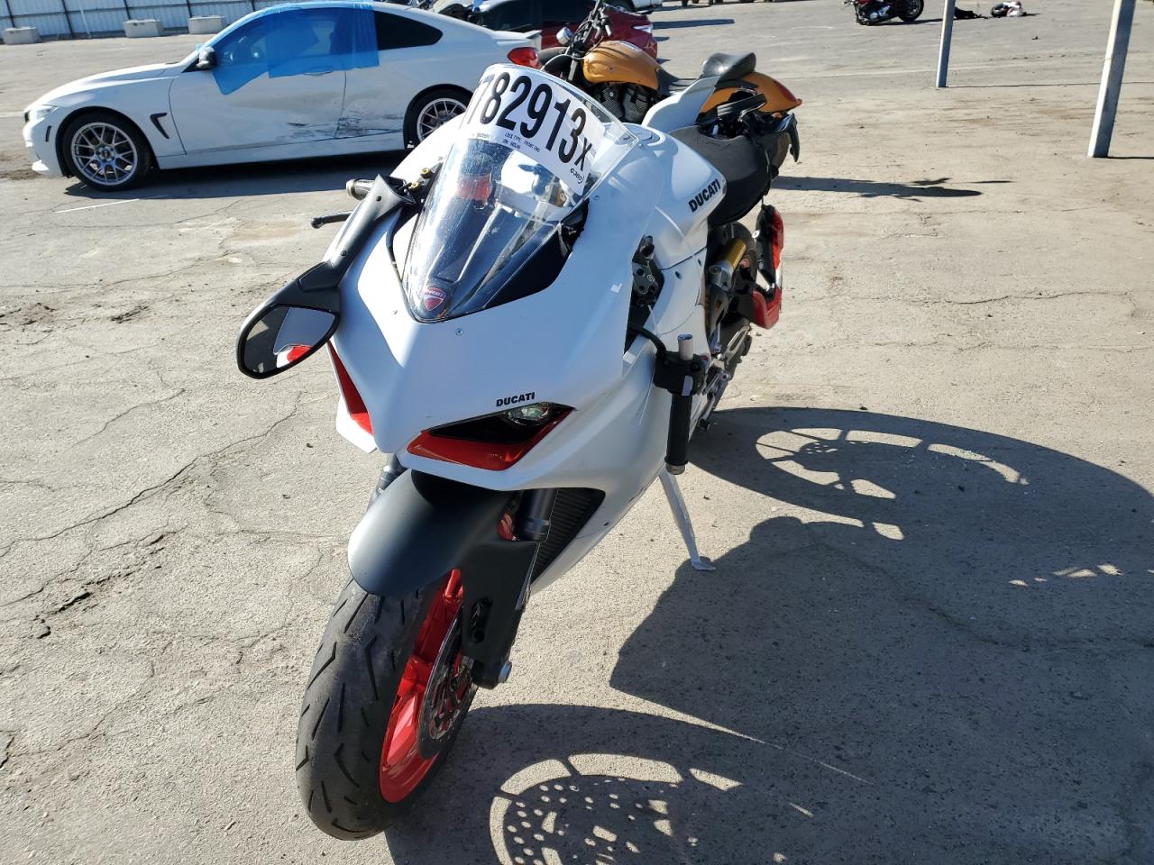 Изображение 2 Ducati Panigale V2 2021 с VIN ZDMHAATWXMB003346
