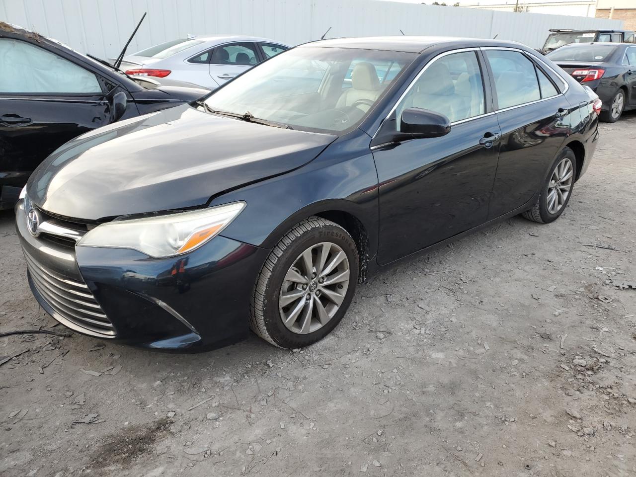 Obraz 1 z 2016 TOYOTA CAMRY LE 2016 z VIN 4T1BF1FK8GU161622