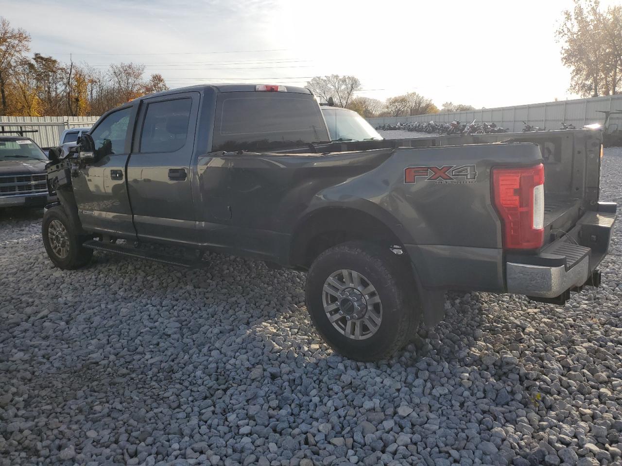 Image 2 of 2019 FORD F350 SUPER DUTY 2019 with VIN 1FT8W3BT2KEF32690