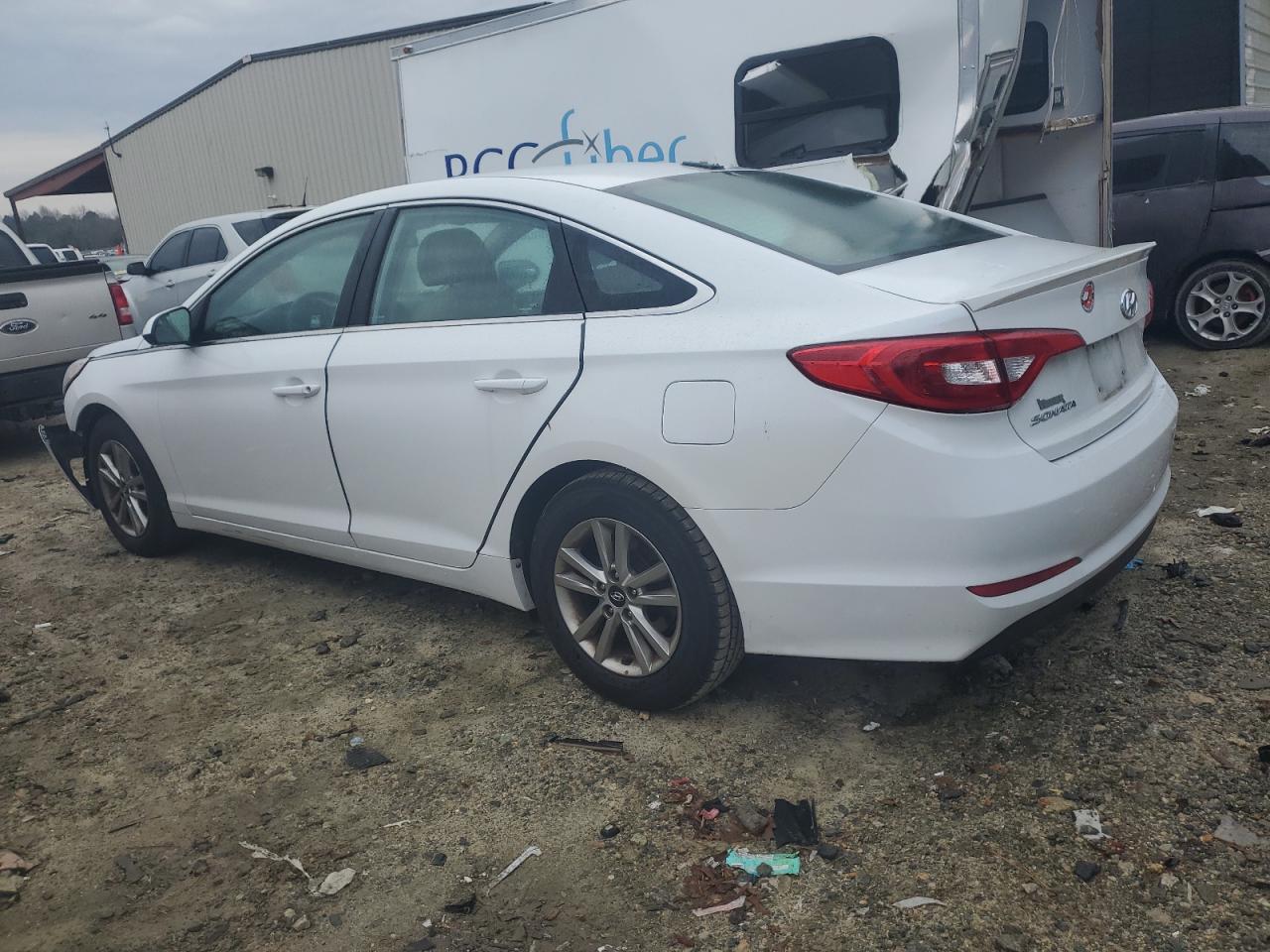 Image 2 of 2015 HYUNDAI SONATA SE 2015 with VIN 5NPE24AF3FH131669