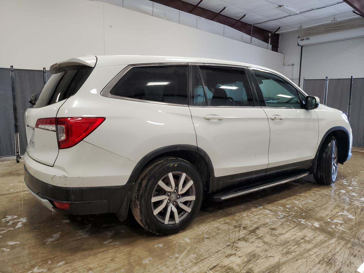 Obraz 3 z 2021 HONDA PILOT EXL 2021 z VIN 5FNYF5H51MB036866