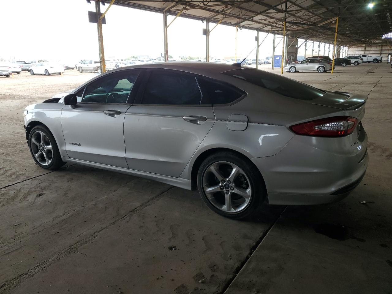 Image 2 of 2014 FORD FUSION SE HYBRID 2014 with VIN 3FA6P0LU0ER111908