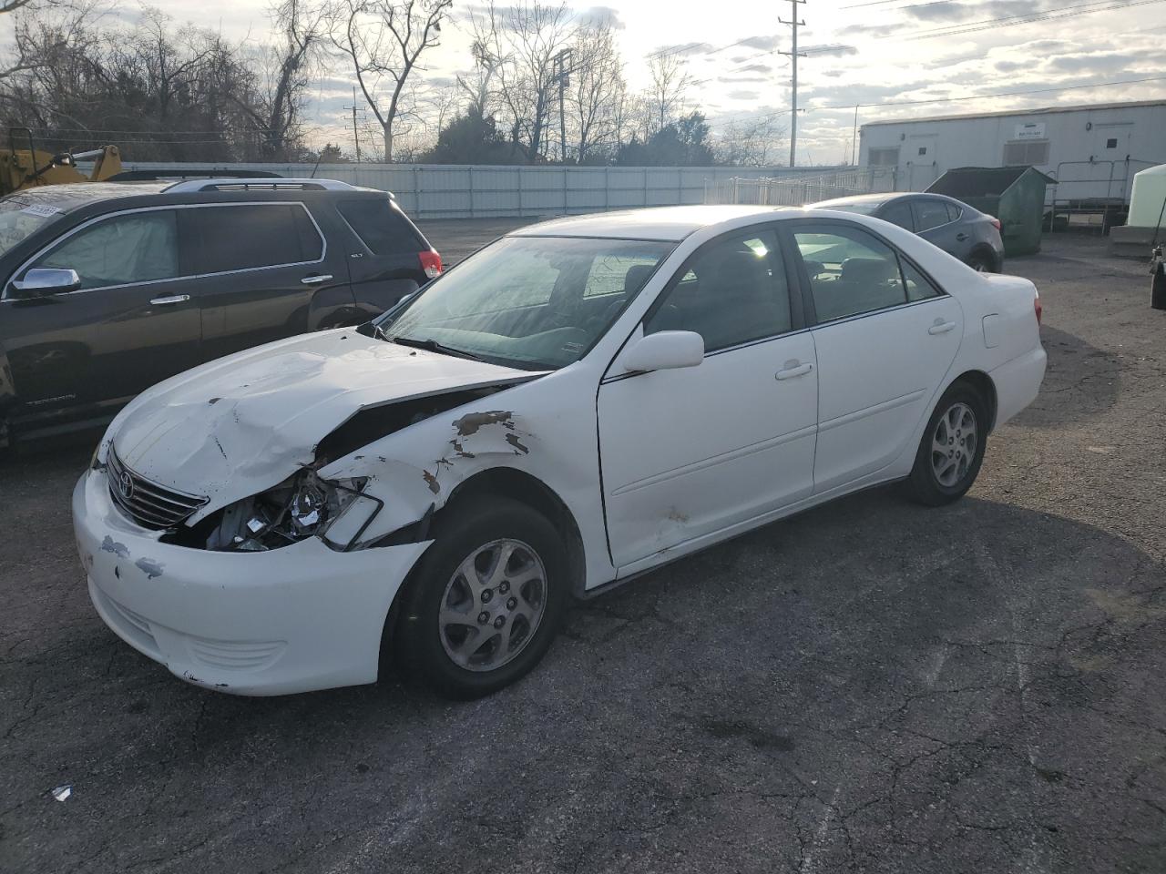 Obraz 1 z 2005 TOYOTA CAMRY LE 2005 z VIN 4T1BE32K75U417802