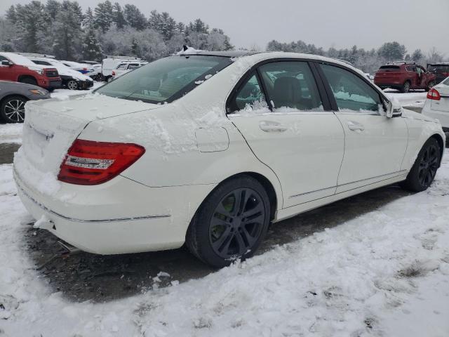 Obraz 3 z 2012 MERCEDES-BENZ C 300 4MATIC 2012 z VIN WDDGF8BB9CF914071