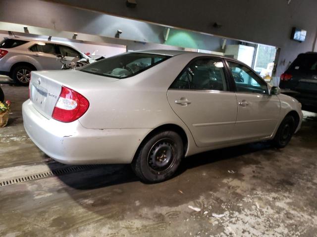 Obraz 3 z 2004 TOYOTA CAMRY LE 2004 z VIN 4T1BE30K94U863788
